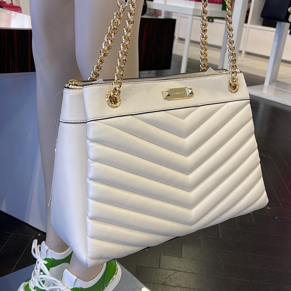 Michael Kors Whitney Medium Quilted Tote Shoulder Bag 
Light Cream 
NWT - Picture 3 of 16